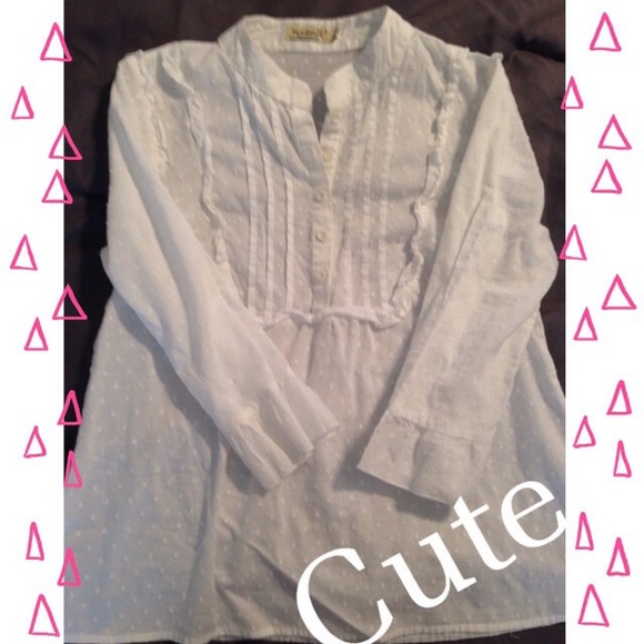 Bundle Cute White top!