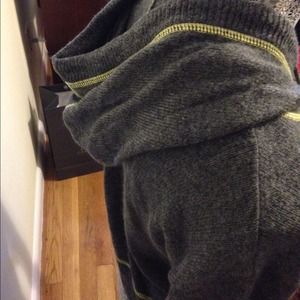 Old Navy Sweaters - ๐HOST PICK๐ Dark grey hooded zip up Old Navy Sweaters - ๐HOST PICK๐ Dark grey hooded zip up