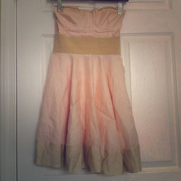 New Elizabeth and James Pink Strapless Desss