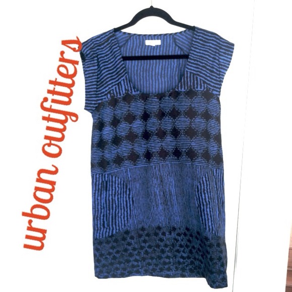 💙FREE GIFT💙SOLD@CR❤️Urban Outfitters Shift Dress