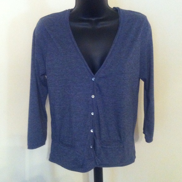 Cardigan sweater
