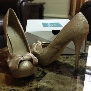 Champagne glittered heels