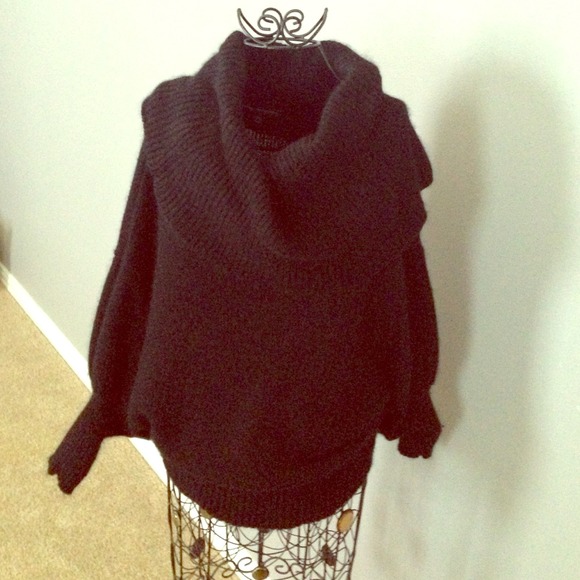 💖Cowl neck sweater from Express💖