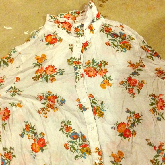 Flower top - Picture 1 of 1