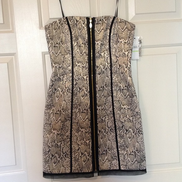 Laundry By Shelli Segal cocktail dress