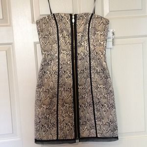 Laundry By Shelli Segal cocktail dress