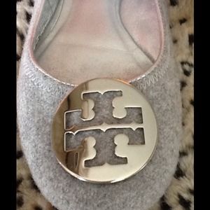 Tory Authentic Burch Grey Flannel Reva Size 8