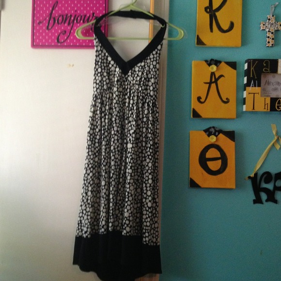 Cute black halter dress with white bubbles!!