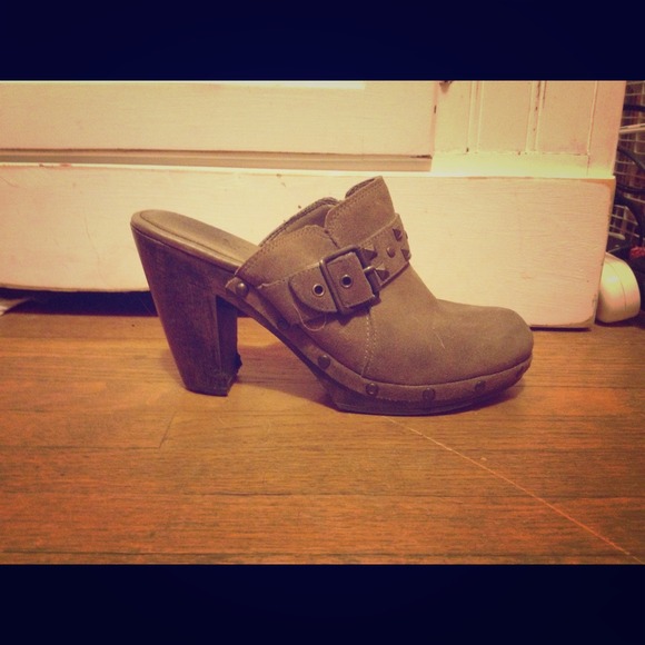 Tanish/taupe, suede, studded, clogs.