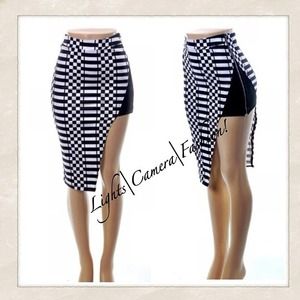 🎉Host pick🎉🎉Gorgeous black&white skirt!