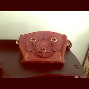 Dooney & Bourke Leather Purse. NEEDS TO SELL!