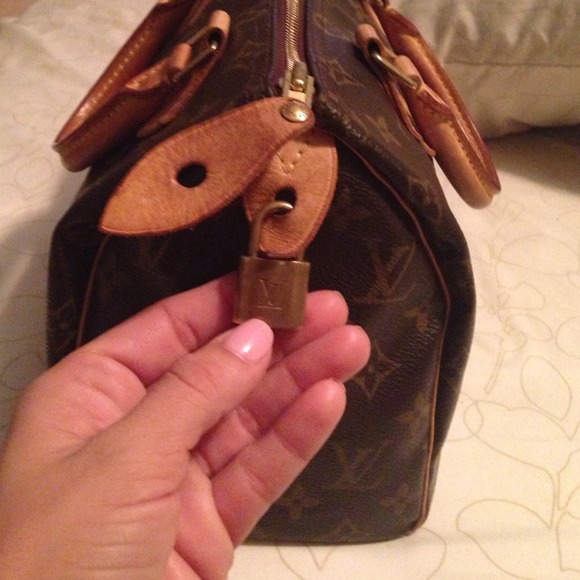 ⚠️SOLD⚠️Louis Vuitton speedy 25! On eBay also!!! - Picture 2 of 4