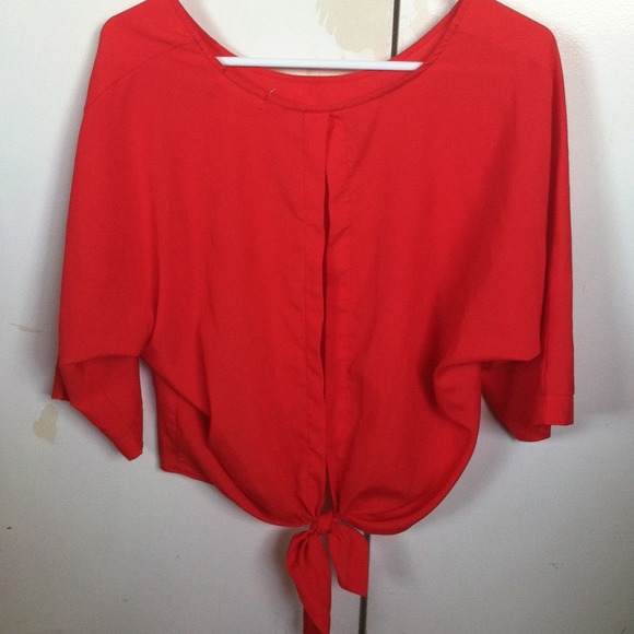 Super cute Red Shirt with slit in the back! - Picture 2 of 2