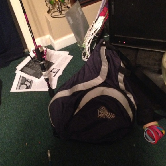 Women's lacrosse bag