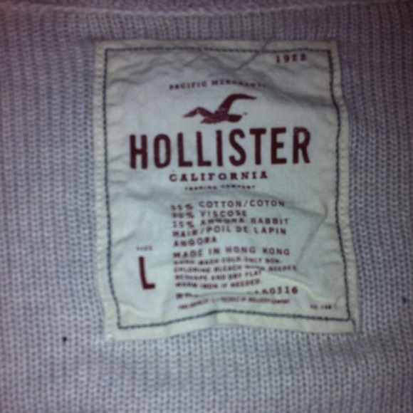 🎉🎉Traded with Ashley_61990 Hollister cardigan - Picture 2 of 2