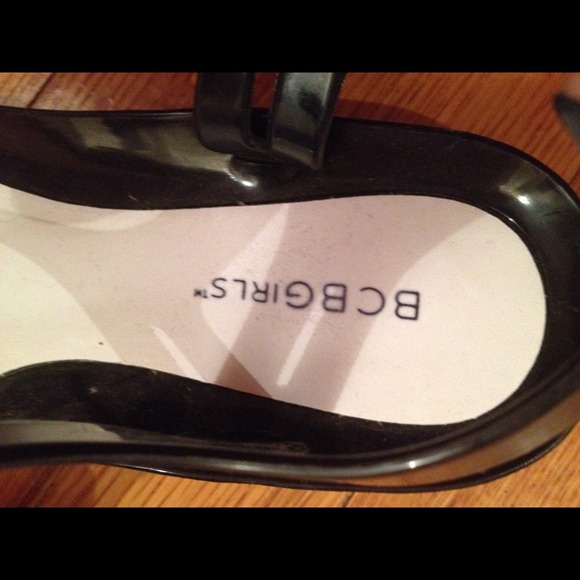 BCBG black and white sandals - Picture 3 of 3