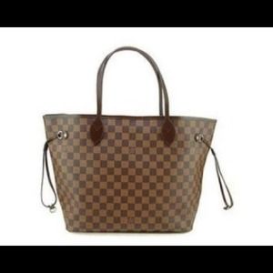 🔴SOLD TO @chella10🔴 LV Neverfull