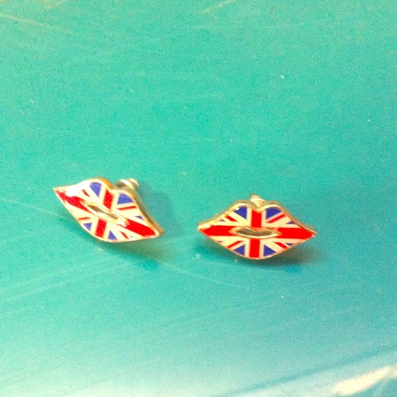 Britain Flag Lip Ear Rings - Picture 1 of 3