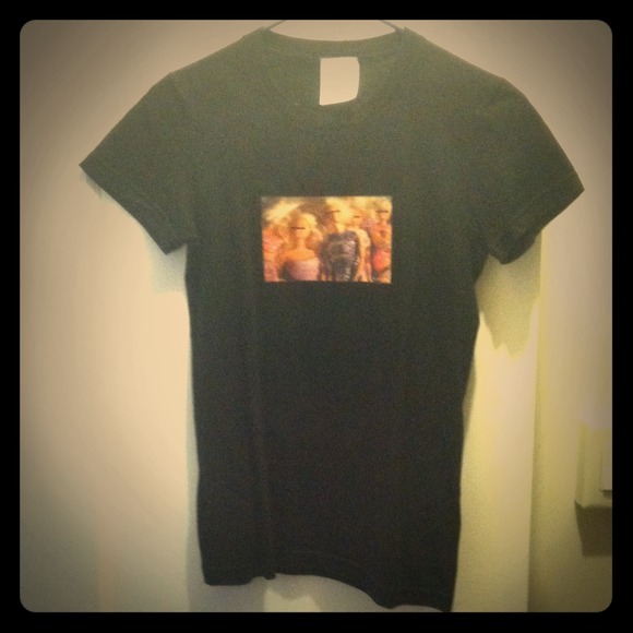 Trendy black tee from NYC Young Designers Expo