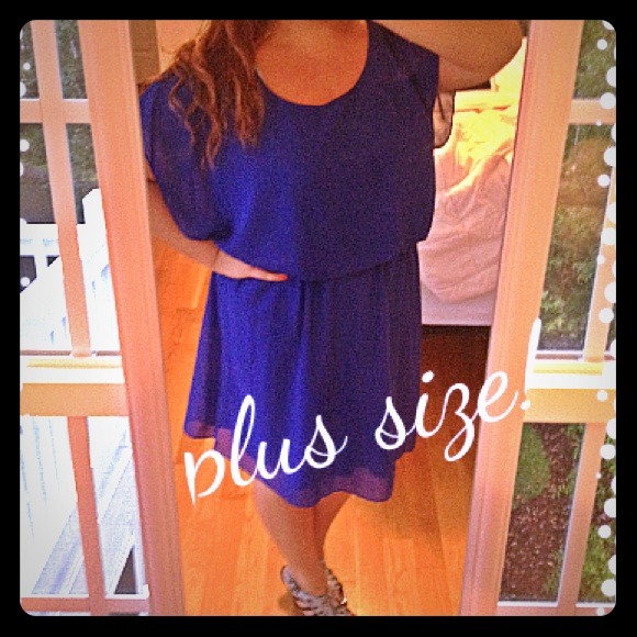Dresses & Skirts - NWOT🎉plus size navy dress