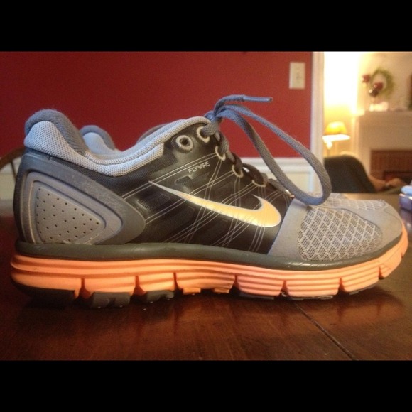 Womens nikes
