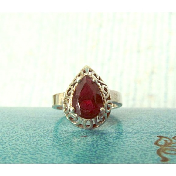 Vintage Sterling Silver Rhodolite Garnet Ring