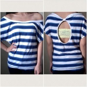 Off shoulder loose top, blue Striped