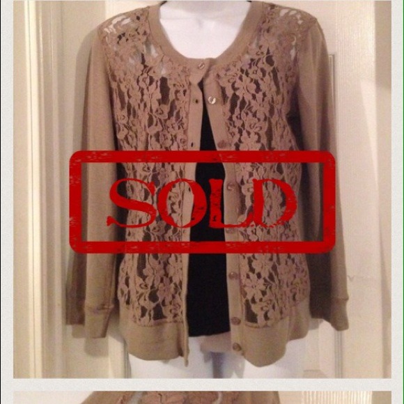 Beautiful green lace   cardigan  sold in bundle