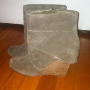 FERGIE Women's 'Fortune' Suede Leather Booties