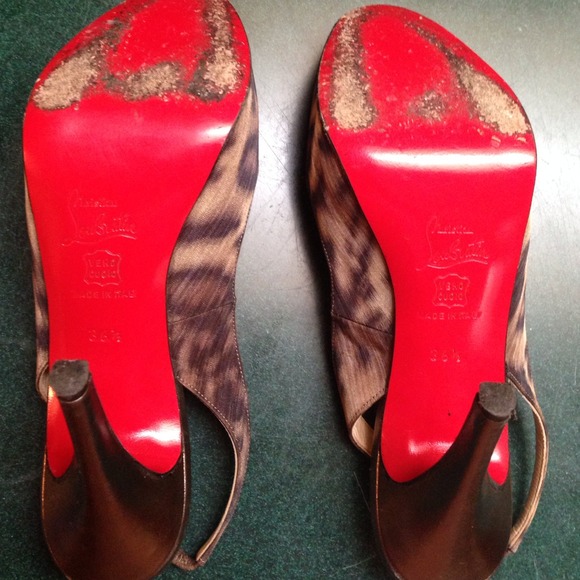 Shoes - Picture 3 of 4