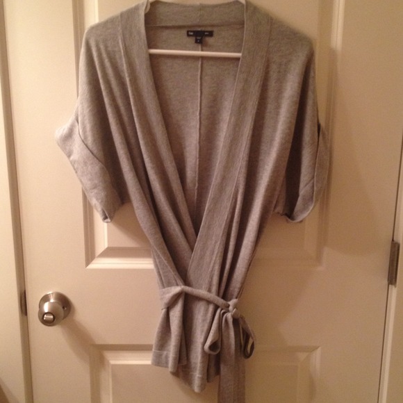 ❌SOLD❌NWOT GAP Wrap Sweater SZ S