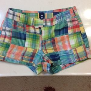 Gap shorts