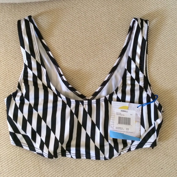 Bralettes Galore! Bundled for additional savings - Picture 2 of 2