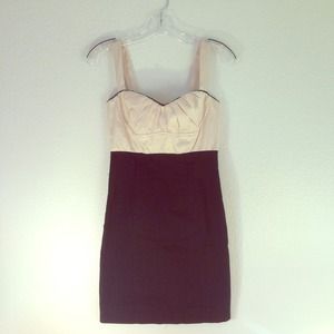Crème and black cocktail dress