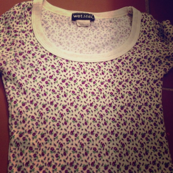 Wet seal XS thermal top - Picture 1 of 1