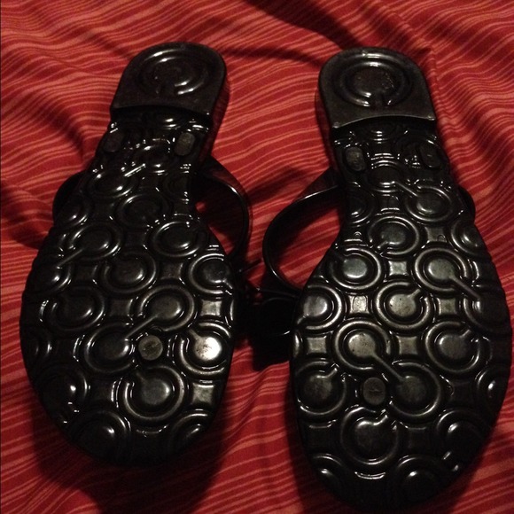 🚫SOLD🚫Black Bow  jelly coach sandals - Picture 3 of 4