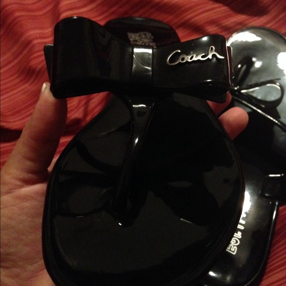 🚫SOLD🚫Black Bow  jelly coach sandals - Picture 4 of 4