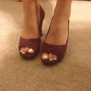 💥Brand-New💥Jessica Simpson purple pumps