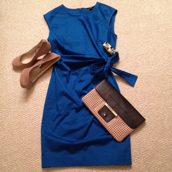 Michael Kors Shoes - 🎉HP 10/13/13🎉 MICHAEL KORS - Suede Tan Pump