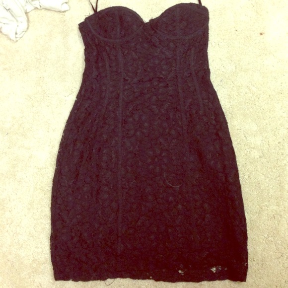 Sexy black bustier lace dress from H&M!