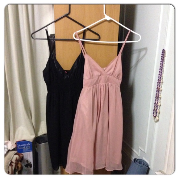 F21 dress bundle (two spaghetti strap dresses)