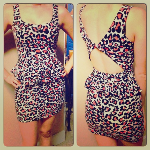 Dresses & Skirts - Leopard Dress & tan shoes bundle! ON HOLD!