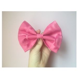 Pretty Pink Bow! (homemade)