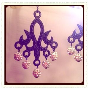 X SOLD TFLIP X - Black Chandelier Earrings