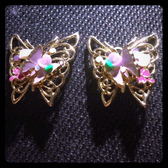 Butterfly ear clips