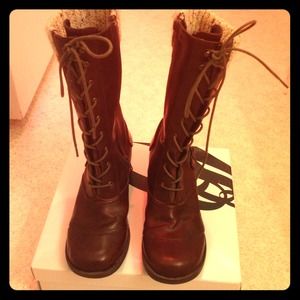 Esprit boots Brown