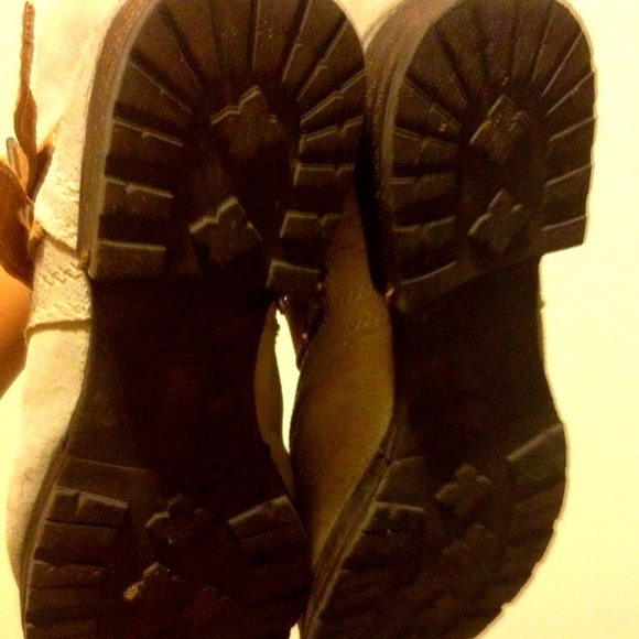 ✂❌PRICE CUT❌✂ Trendy combat boots - Picture 4 of 4