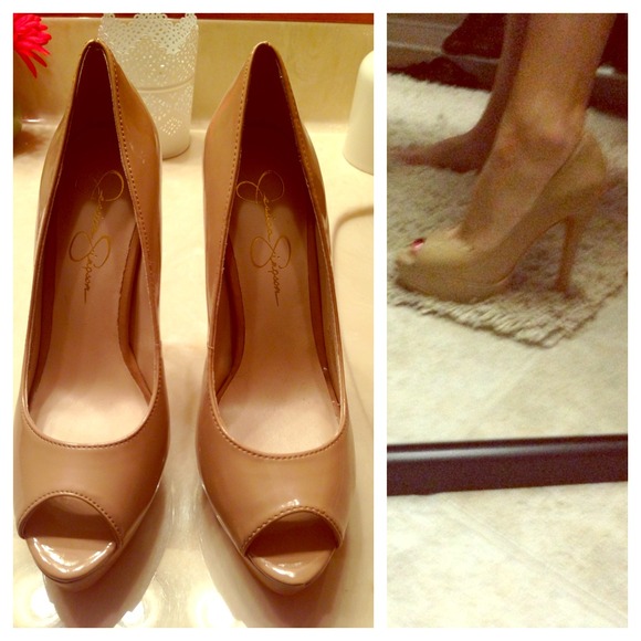 Jessica Simpson Nude Platforms!
