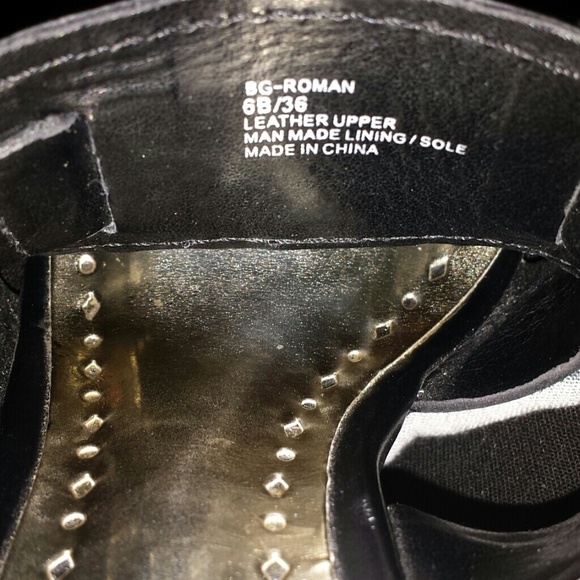 BCBG irls black platform heels. Sz 6 but run small - Picture 3 of 3