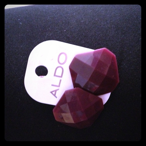 Cute earrings!